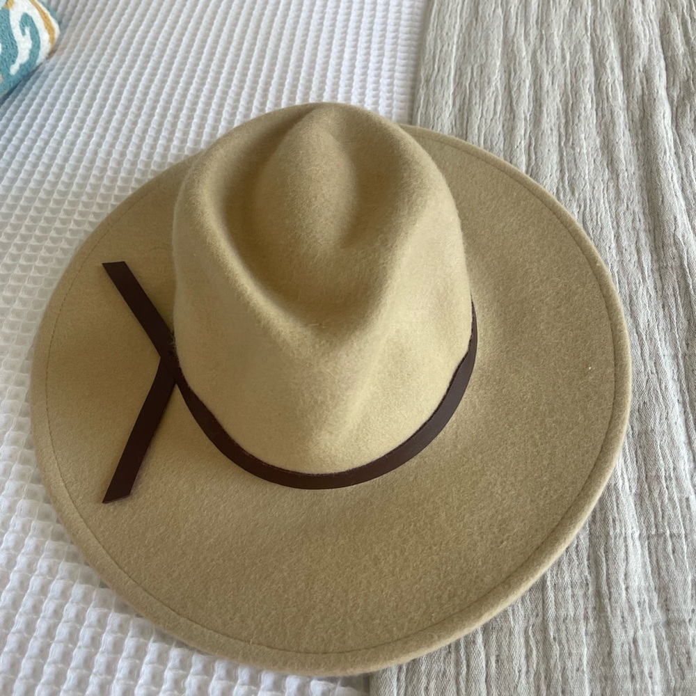 Tan Wide Brim Hat with Brown Band